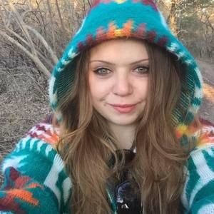 Meet your Posher, Marissa